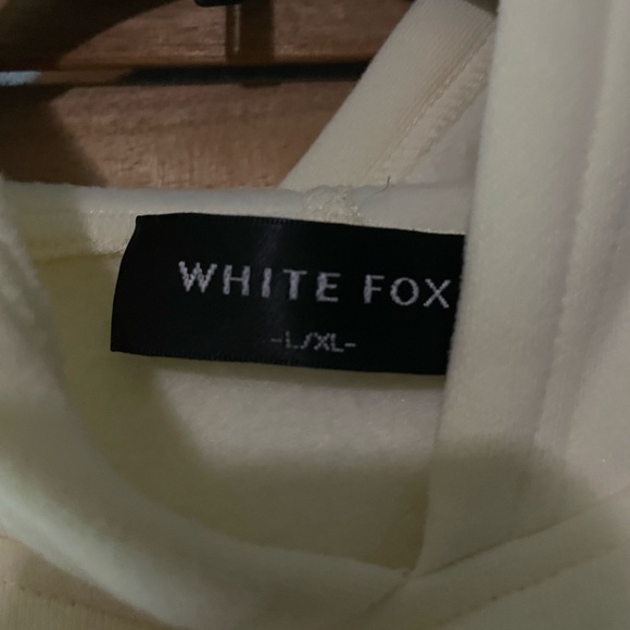 White Fox Hoodie - Picture 8 of 9